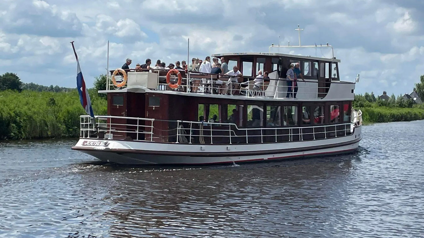 Ontdek de Friese meren tijdens de Elfmerentocht op de Simmerwille